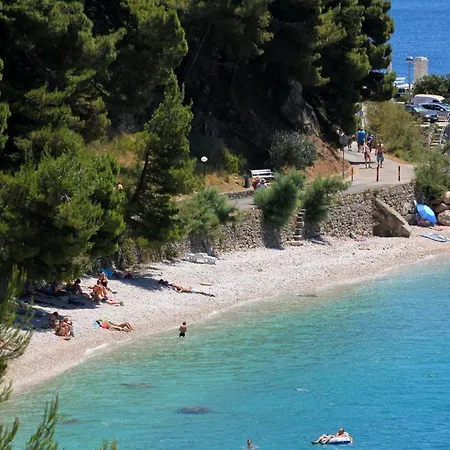 6670b * Podgora