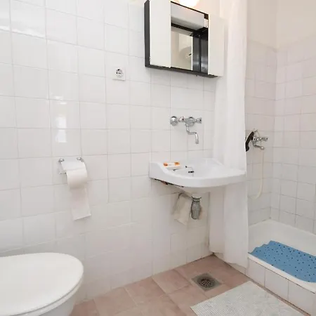 6670b Lägenhet Podgora (Split-Dalmatia)